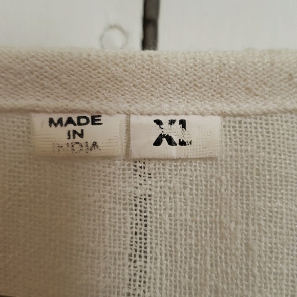 Custom winter weight embroidered kurta xl - Picture 6 of 8